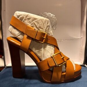 vince camuto shoes costanie 0304VC1830 size 8 -brand new with box